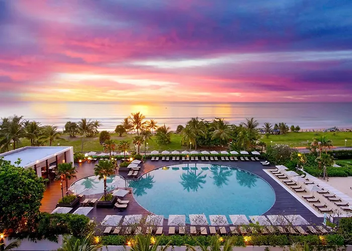 Pullman Phuket Karon BeachResort Hotel